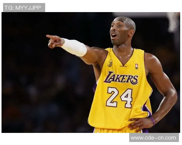 湖人对阵小牛科比最后的巅峰时刻重温与传奇回顾